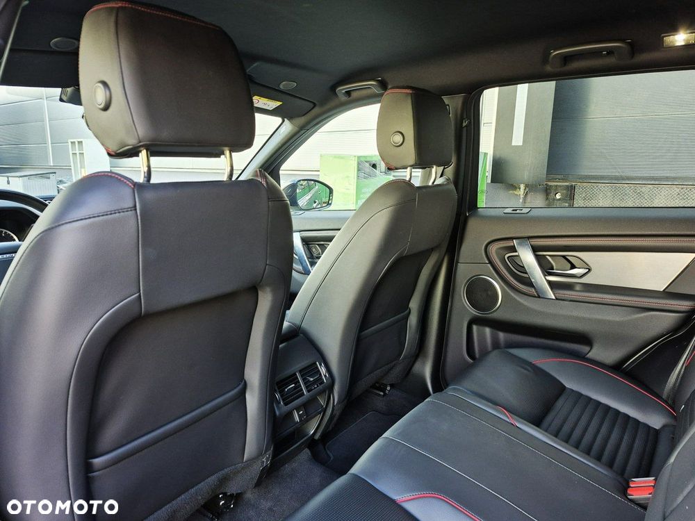 Land Rover Discovery Sport - 24
