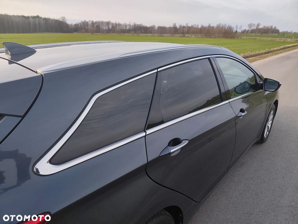 Hyundai i40 1.6 GDI Comfort + - 35