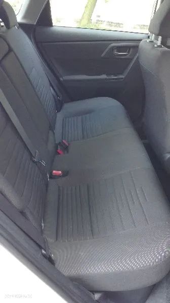 Toyota Auris - 13