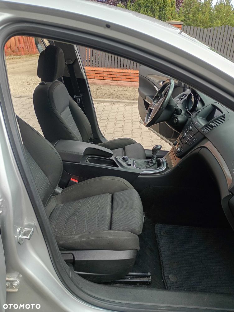 Opel Insignia - 11