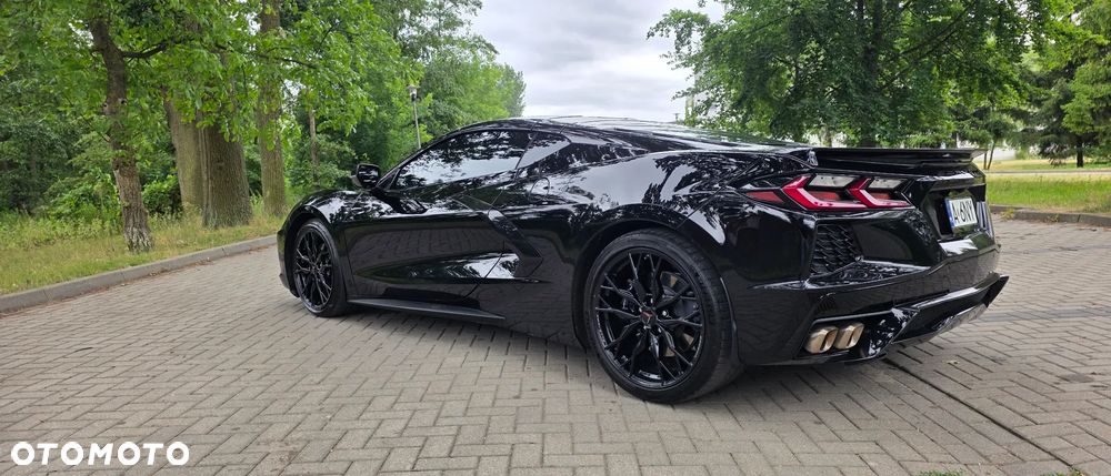 Chevrolet Corvette - 5