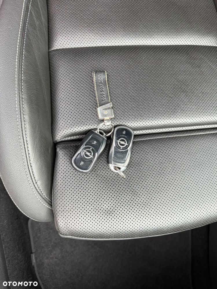 Opel Astra 1.4 Turbo Innovation - 37