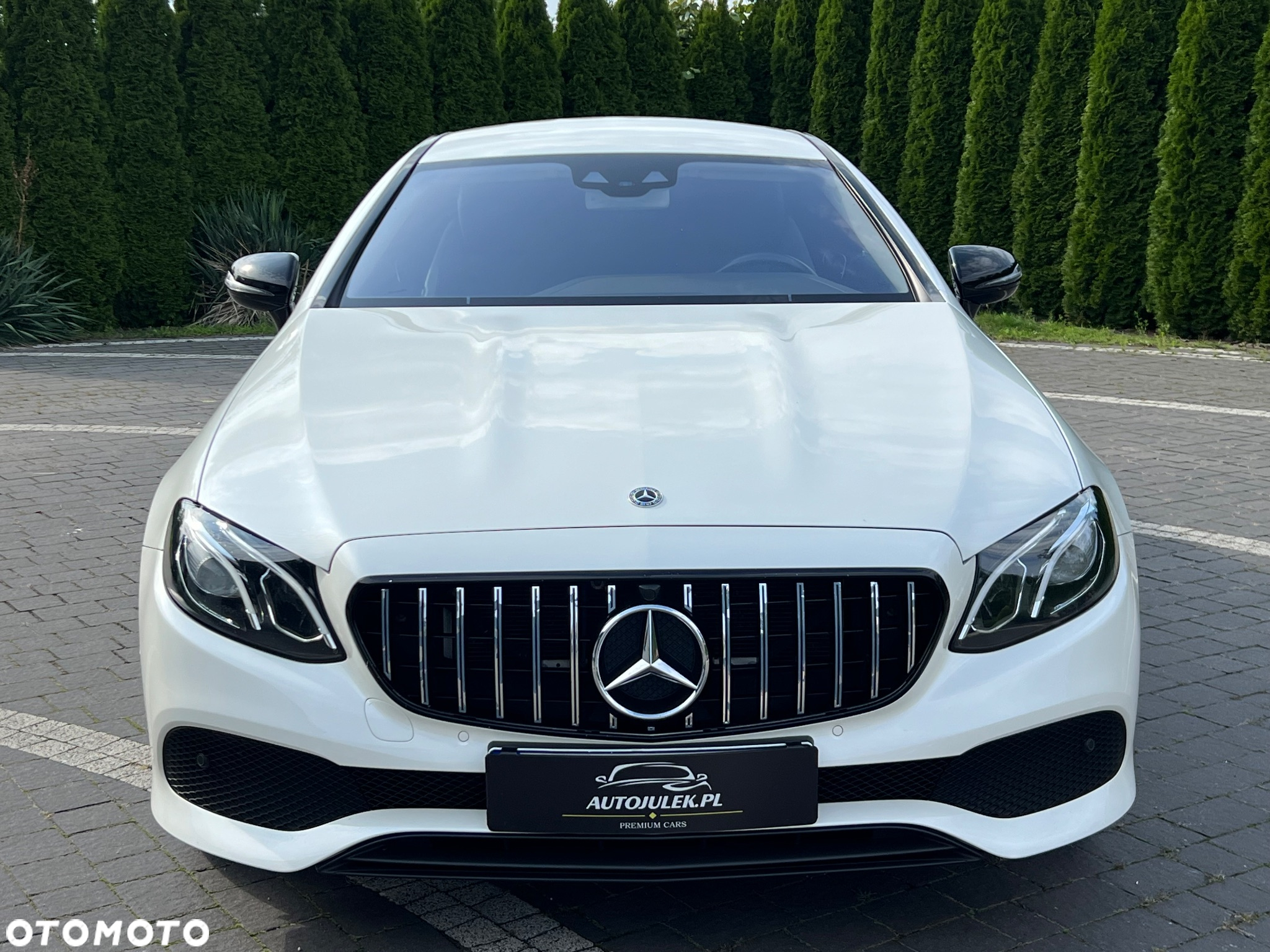 Mercedes-Benz Klasa E 220 d Coupe 9G-TRONIC - 2