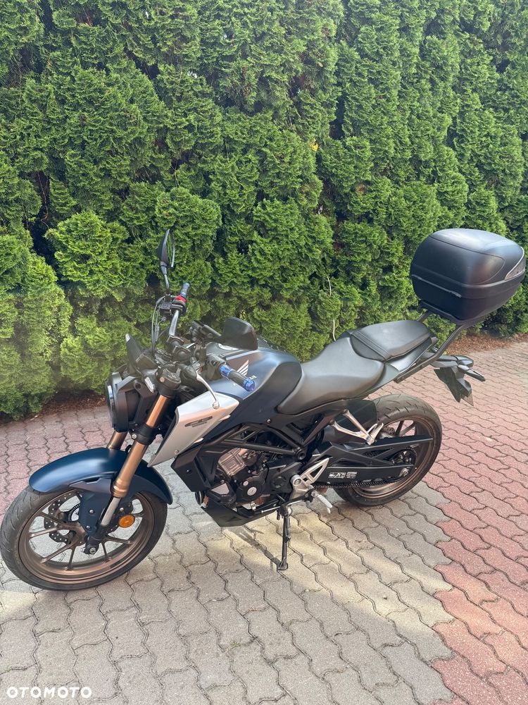Honda CBF - 3