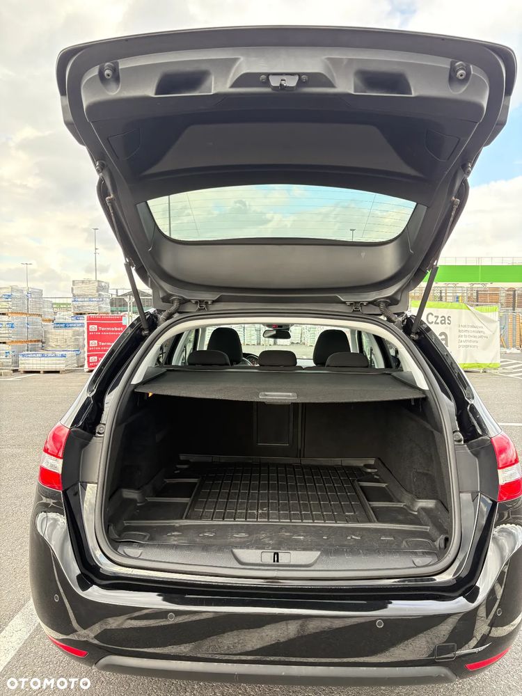 Peugeot 308 SW 1.6 BlueHDi Active S&S - 13