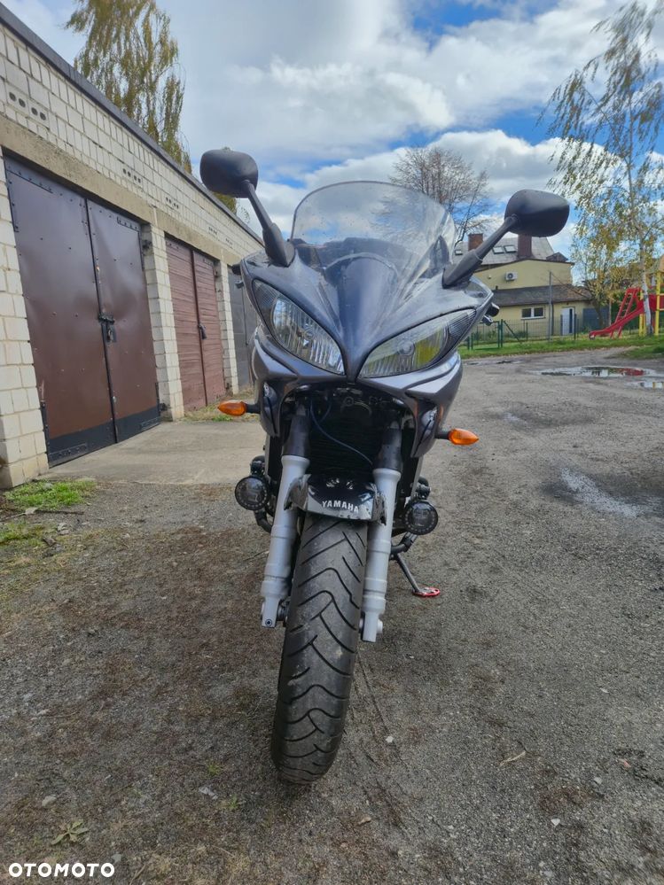 Yamaha FZ6 - 4