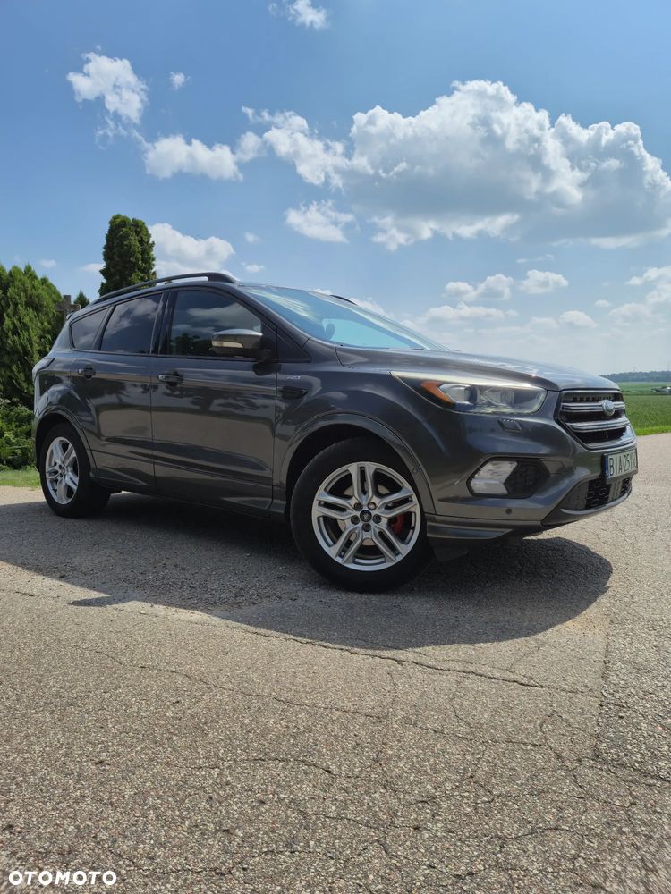 Ford Kuga 1.5 EcoBoost 2x4 ST-Line - 10