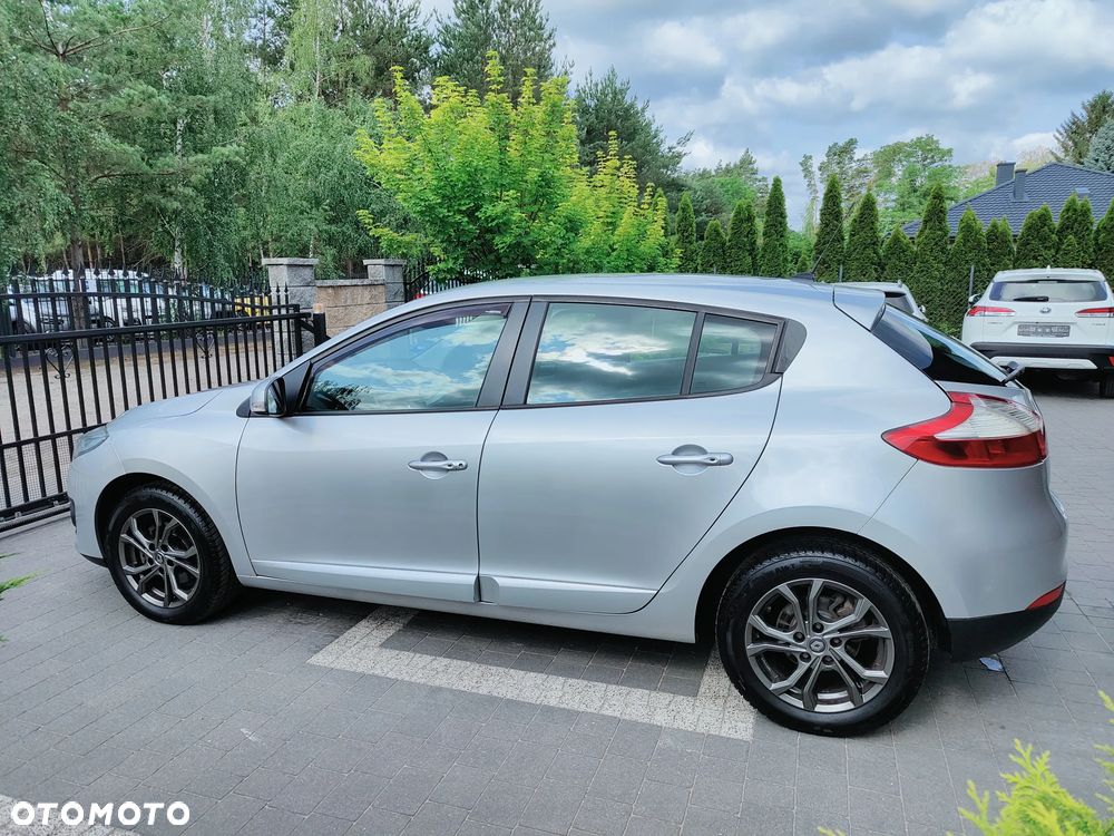 Renault Megane ENERGY TCe 130 INTENS - 27