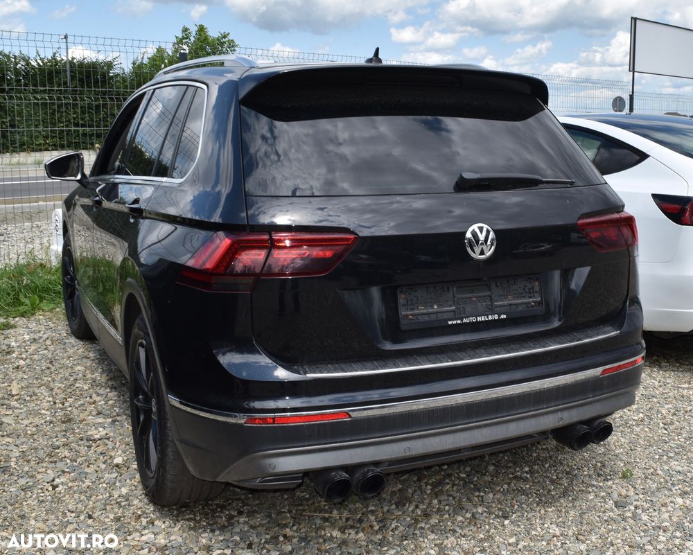 Volkswagen Tiguan - 12