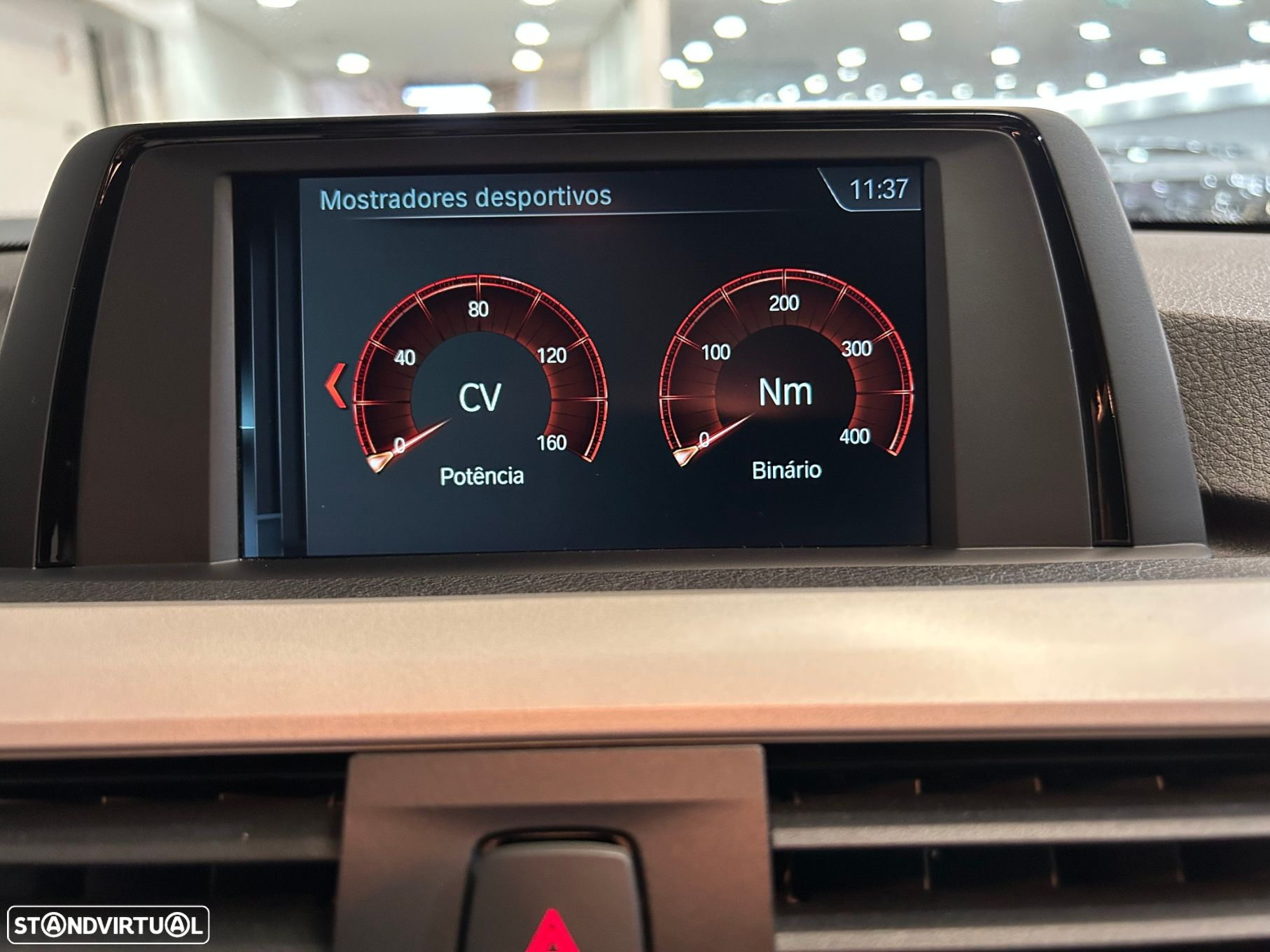 BMW 318 d Touring Auto - 30