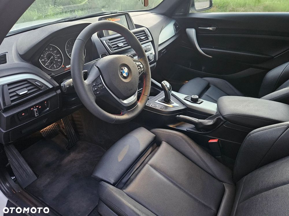 BMW Seria 2 230i - 10