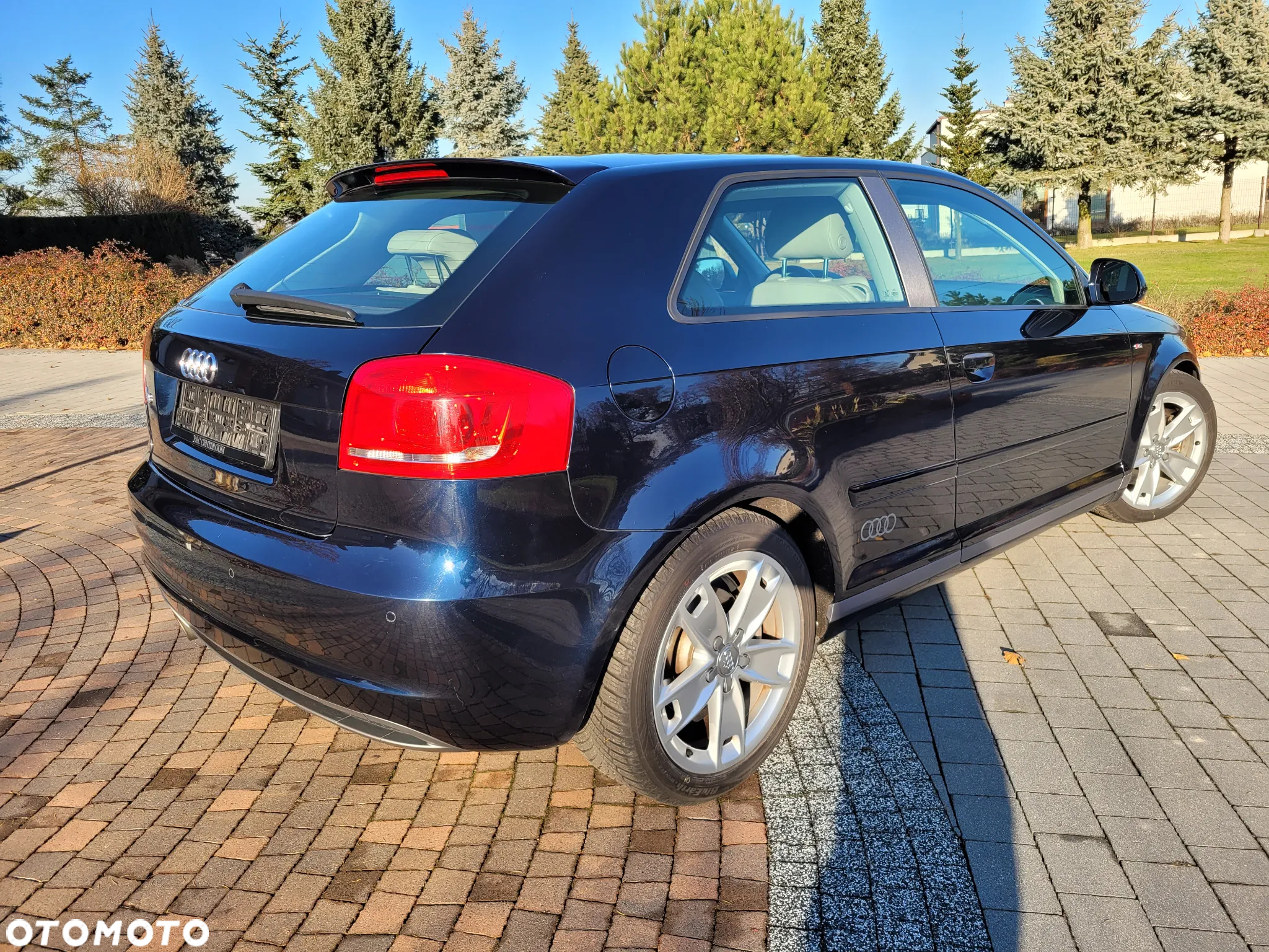 Audi A3 2.0 TFSI S line Sportpaket - 4