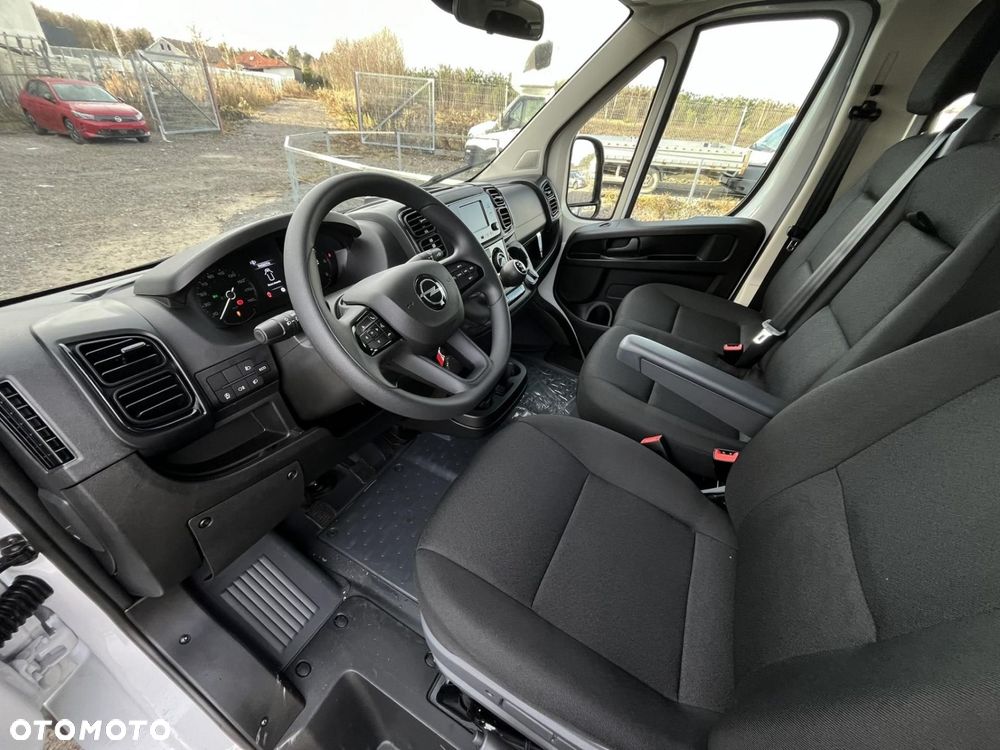 Opel Movano - 14