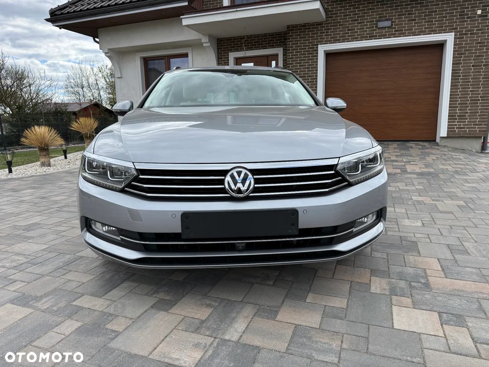 Volkswagen Passat 2.0 TDI (BlueMotion Technology) DSG Highline - 3