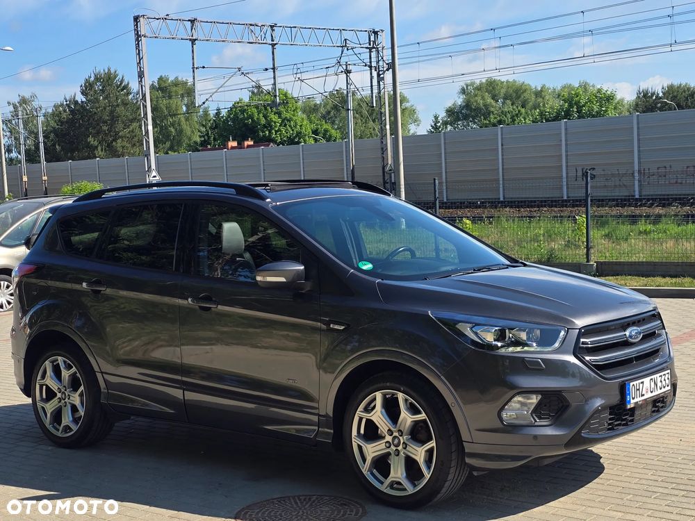 Ford Kuga 2.0 TDCi 4x4 ST-Line - 39