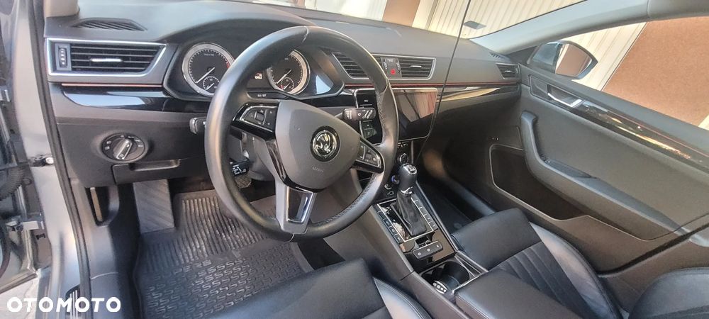 Skoda Superb 2.0 TSI 4x4 L&K DSG - 26