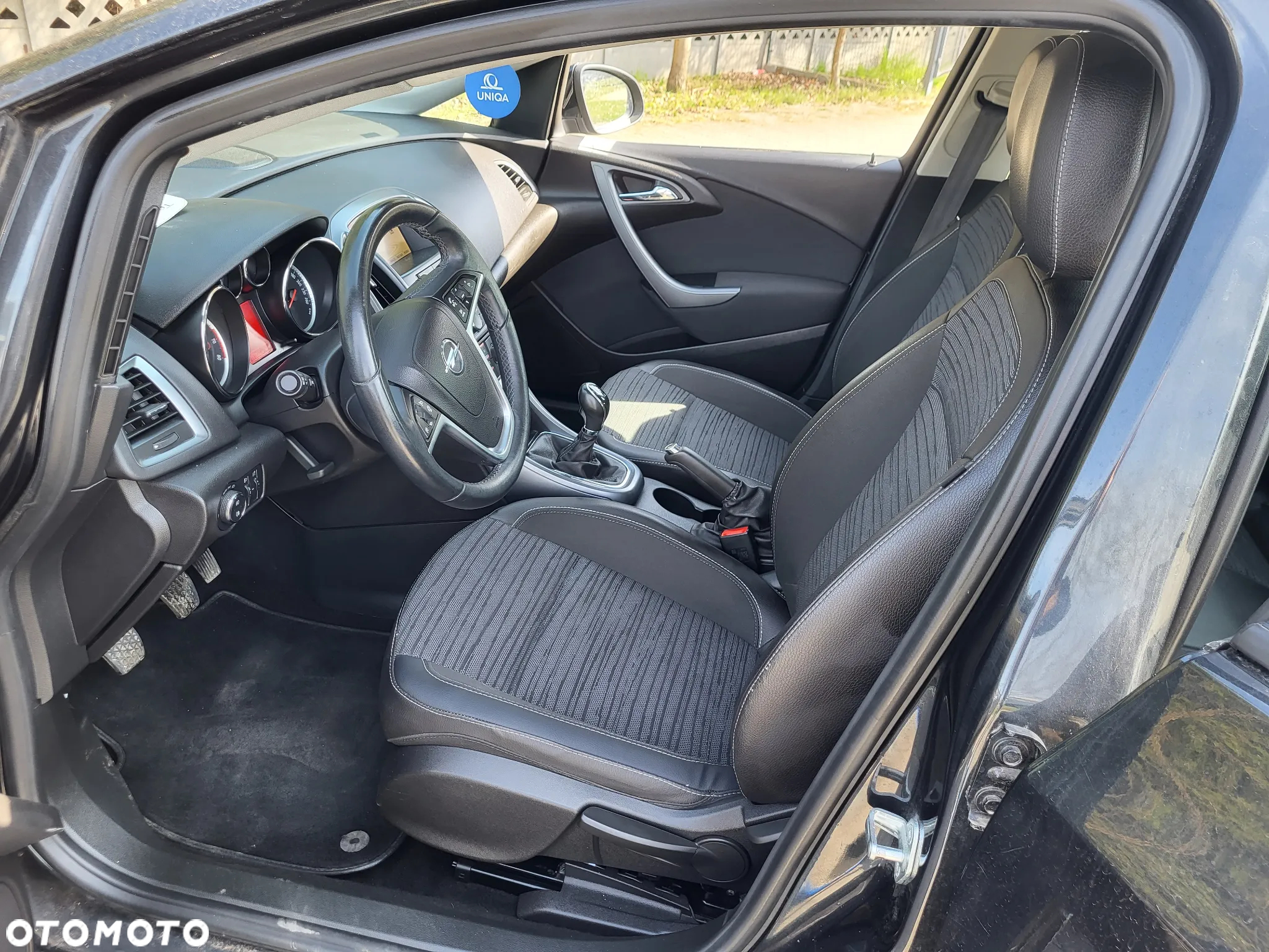 Opel Astra IV 1.4 T Cosmo - 17