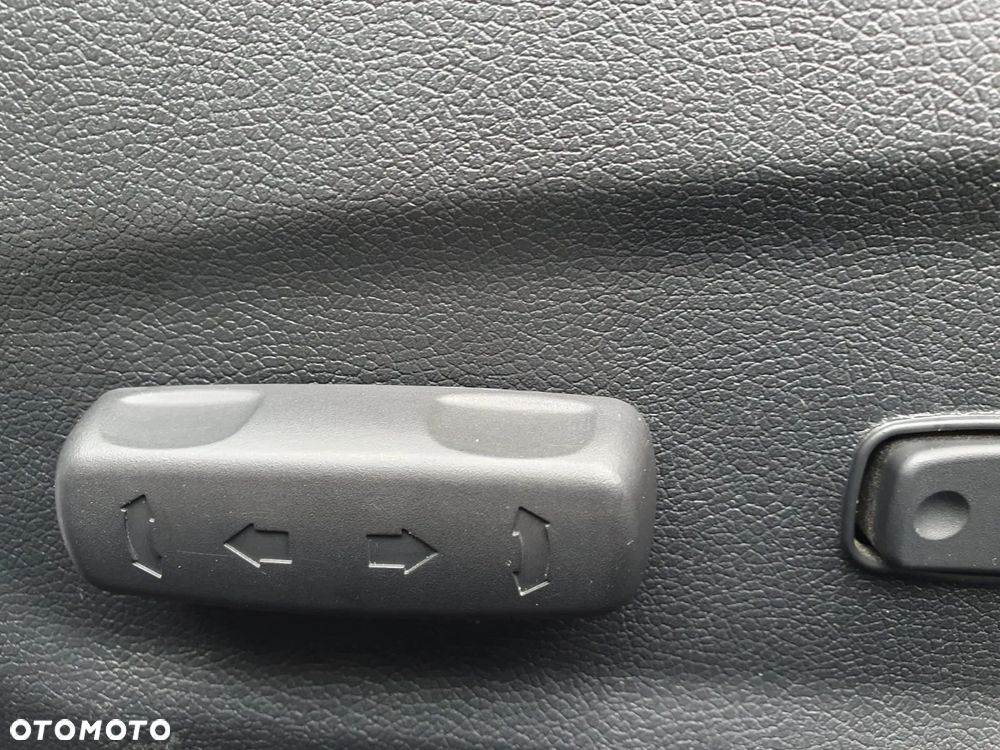 Hyundai Veloster 1.6 Turbo Premium - 13