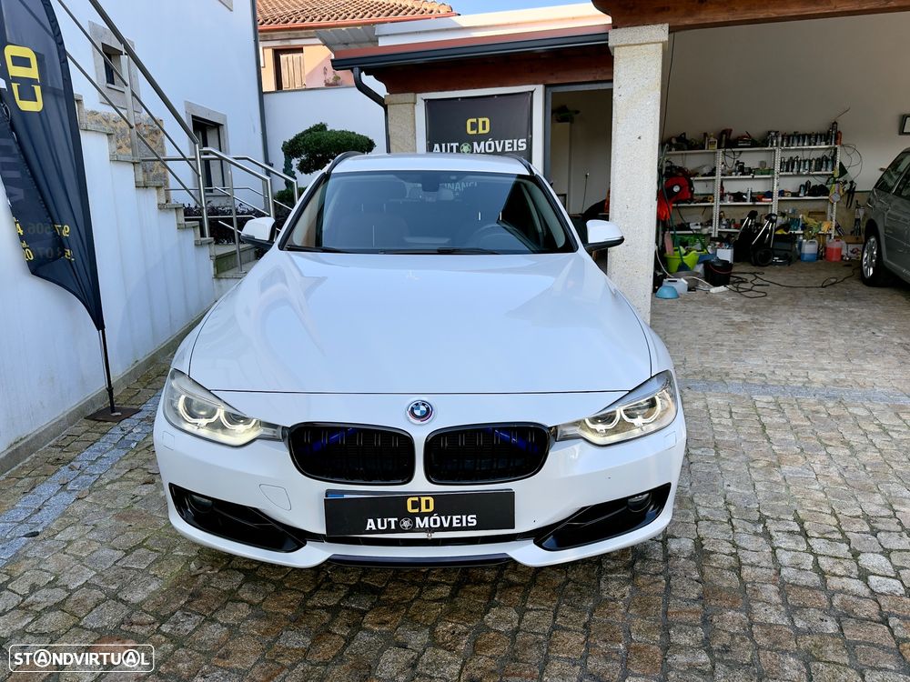 BMW 318 d Auto Pack M - 23