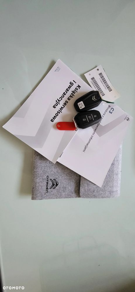 Citroën C3 1.2 PureTech Shine - 36