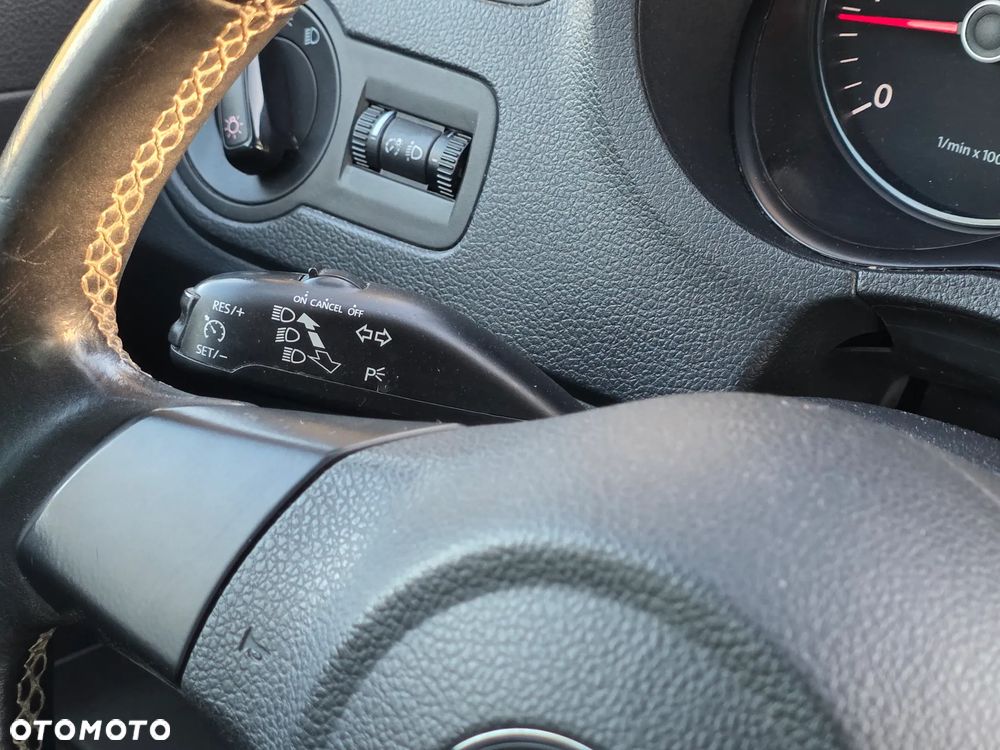 Volkswagen Polo 1.6 TDI MATCH - 20