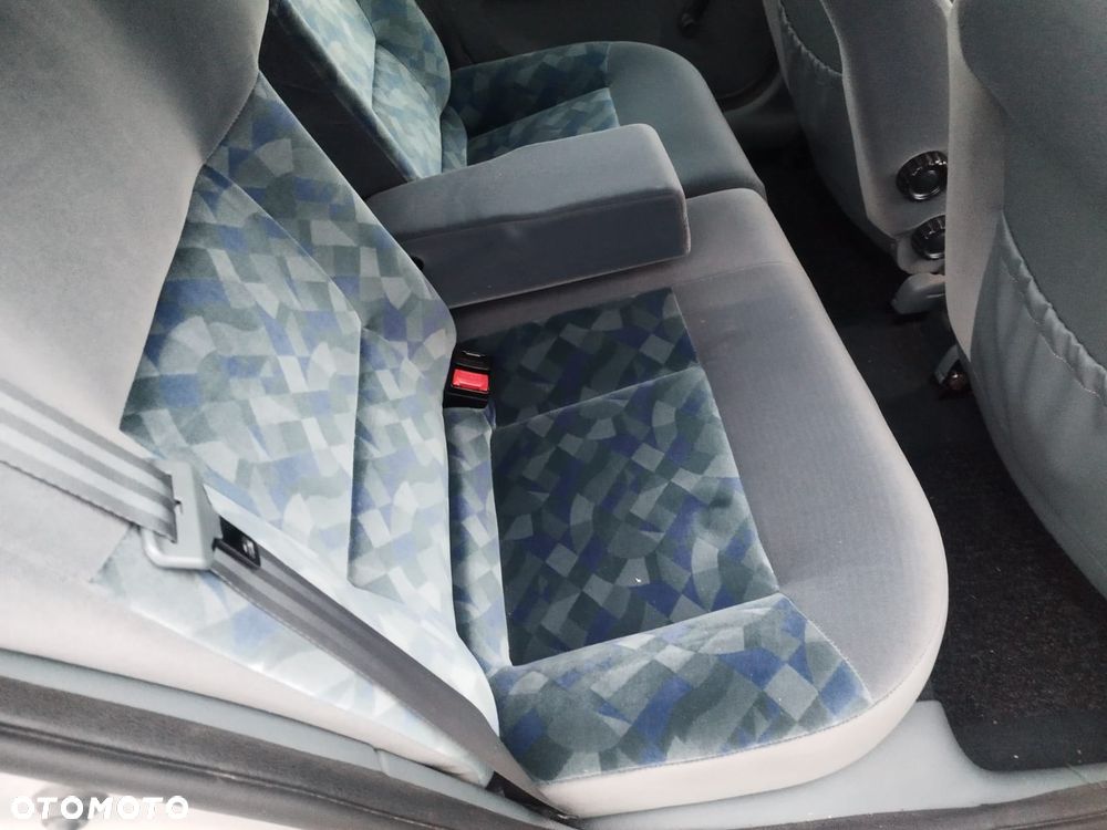 Renault Megane - 32