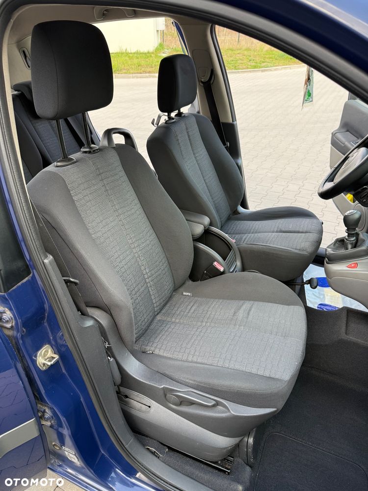 Renault Scenic 1.6 16V Authentique - 29