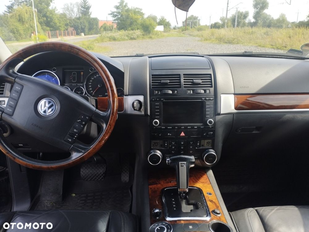Volkswagen Touareg - 3