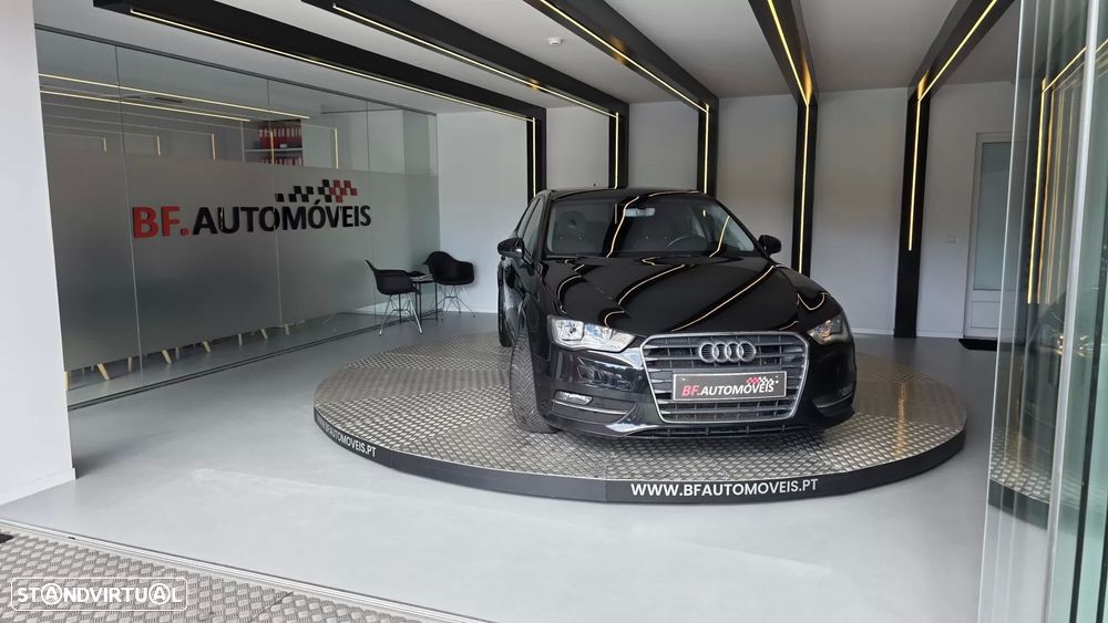 Audi A3 Sportback 1.6 TDI Advance S tronic - 9