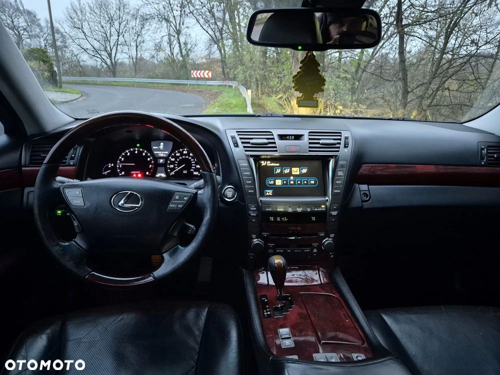 Lexus LS 460 Elegance - 14