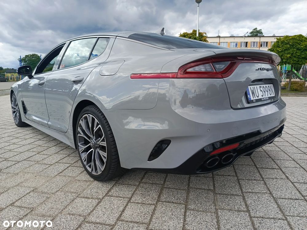 Kia Stinger 2.0 T-GDI GT Line - 12