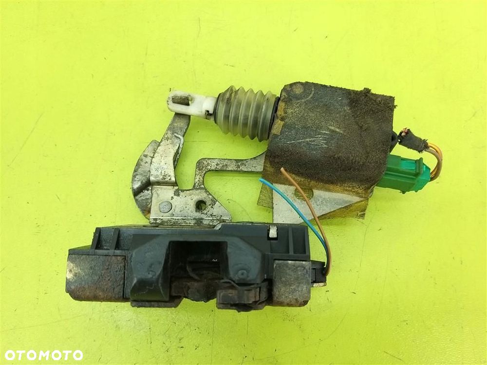 Zamek klapy tylnej VW Sharan I 1995-1999 GALAXY MK 1 ALHAMBRA 2 PINY - 3