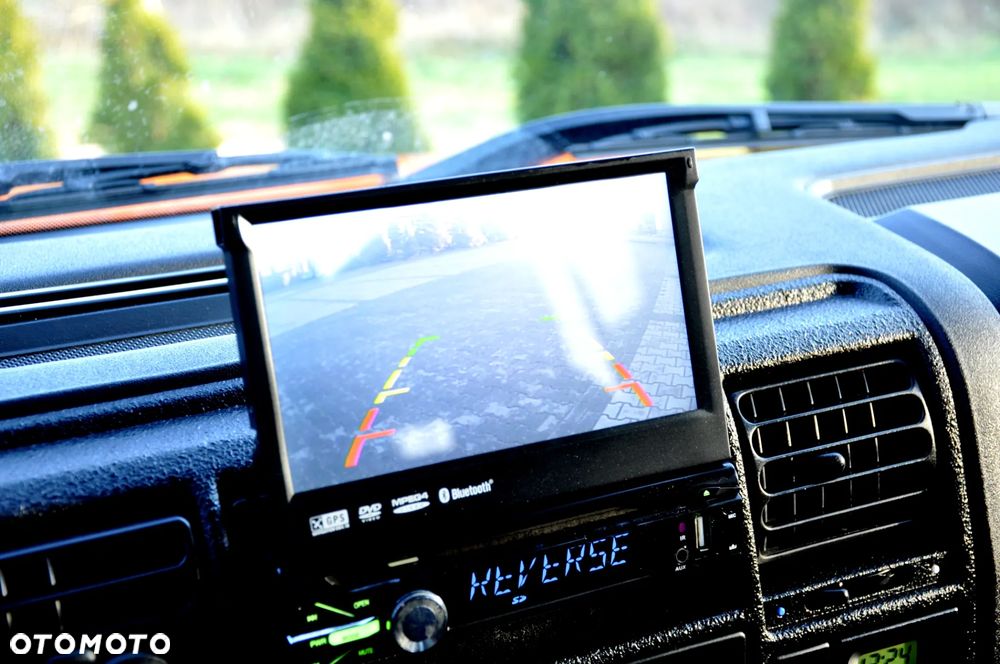 Land Rover Discovery - 33