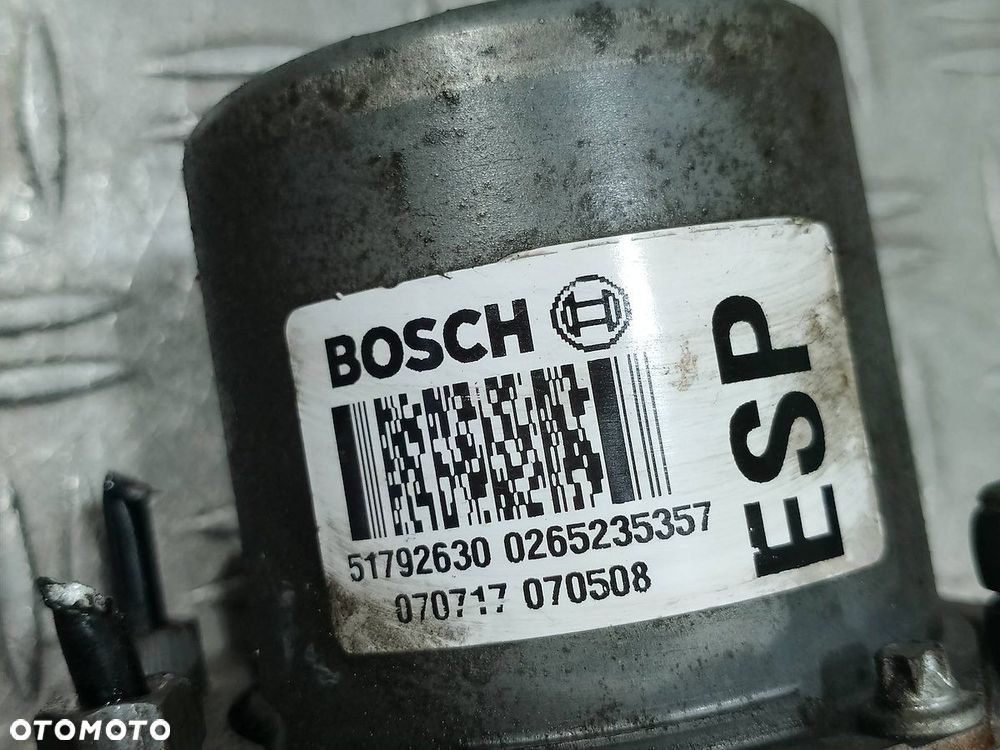 POMPA ABS ALFA ROMEO GT 51792630  0265235357  0265950711 2.0 16V - 8