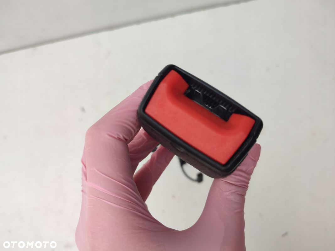 Zapinka pasa lewy przód kierowcy SEAT LEON III LIFT 5F0857755A EU 17-20 - 3