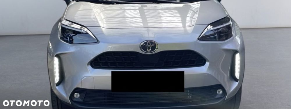 TOYOTA YARIS CROSS PRZOD PRZÓD KOMPLETNY 1L0 - 1