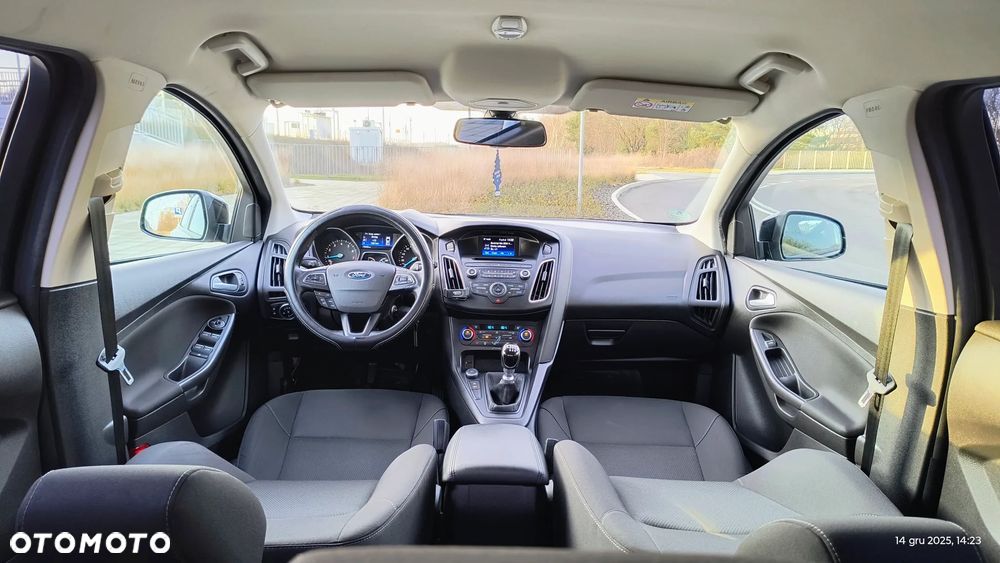 Ford Focus 1.0 EcoBoost Trend - 8