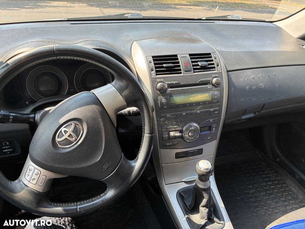 Toyota Corolla 1.4 D-4D Luna - 12