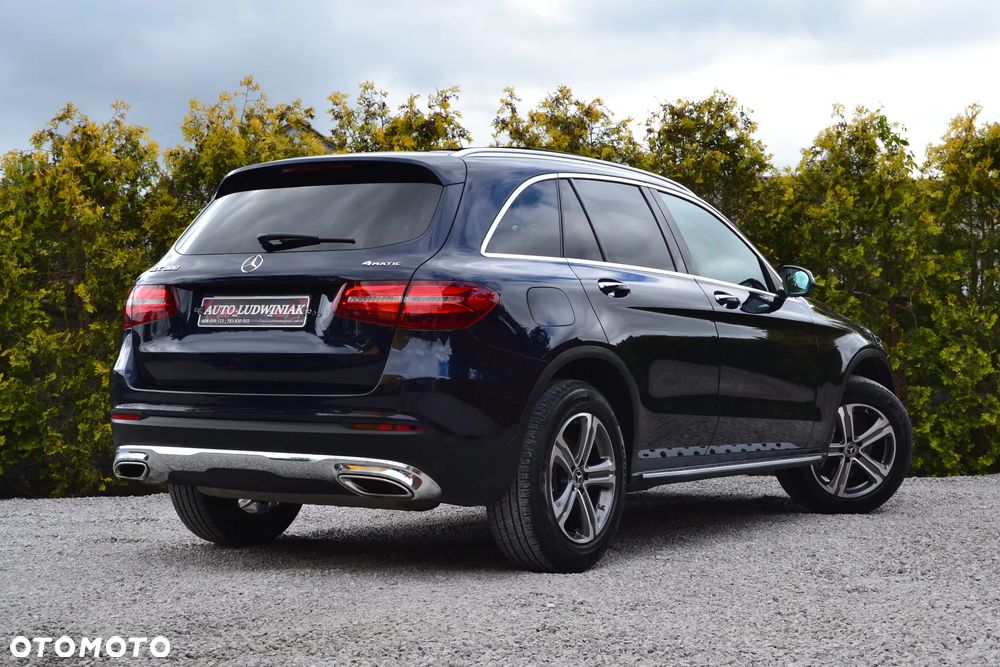 Mercedes-Benz GLC 300 4Matic 9G-TRONIC Exclusive - 7