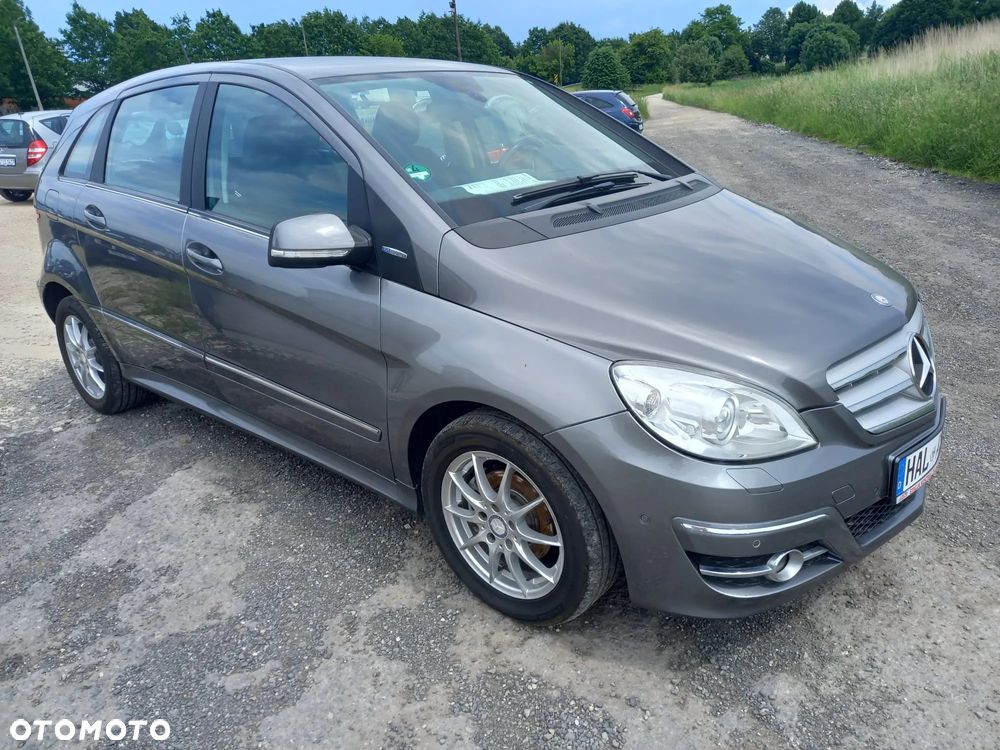 Mercedes-Benz Klasa B 180 BlueEFFICIENCY SPORT EDITION - 9