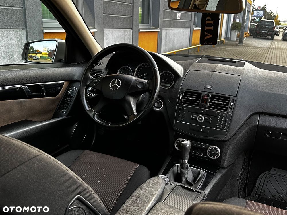Mercedes-Benz Klasa C 2009
