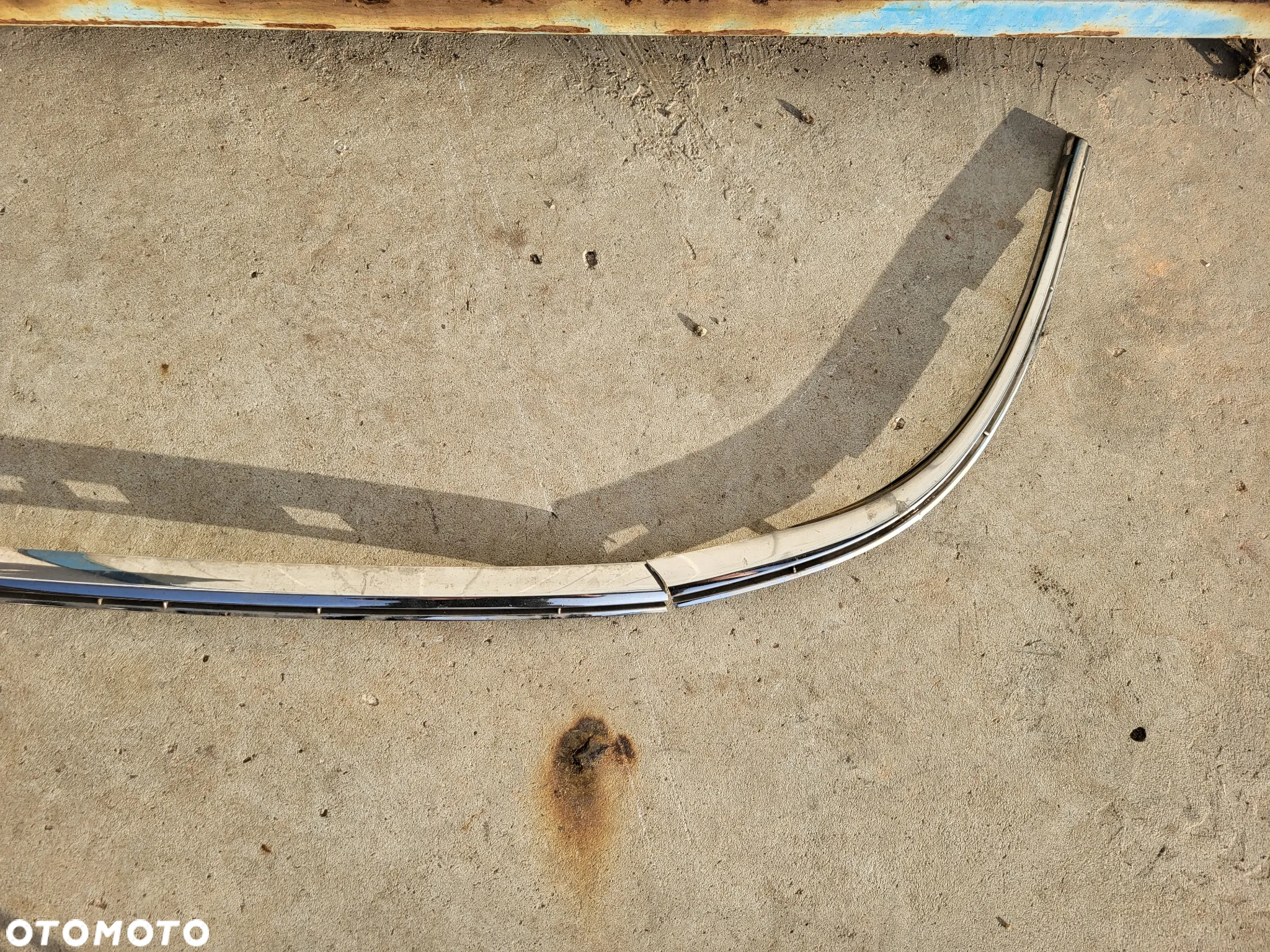 Listwa chrom zderzaka przedniego Peugeot 308 T9 Przed liftem - 4