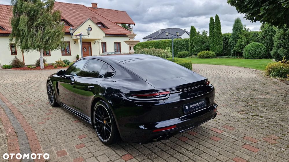 Porsche Panamera Turbo - 5