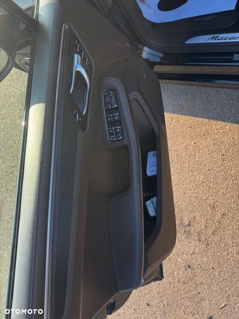 Porsche Macan - 12