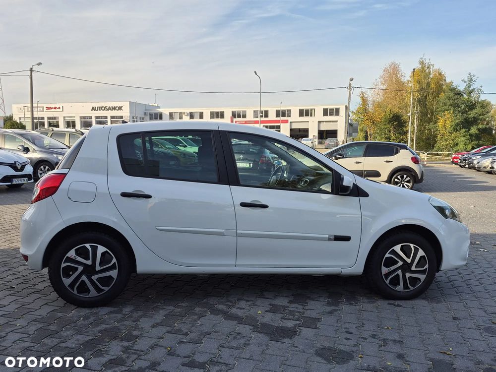 Renault Clio 1.5 dCi Dynamique - 3