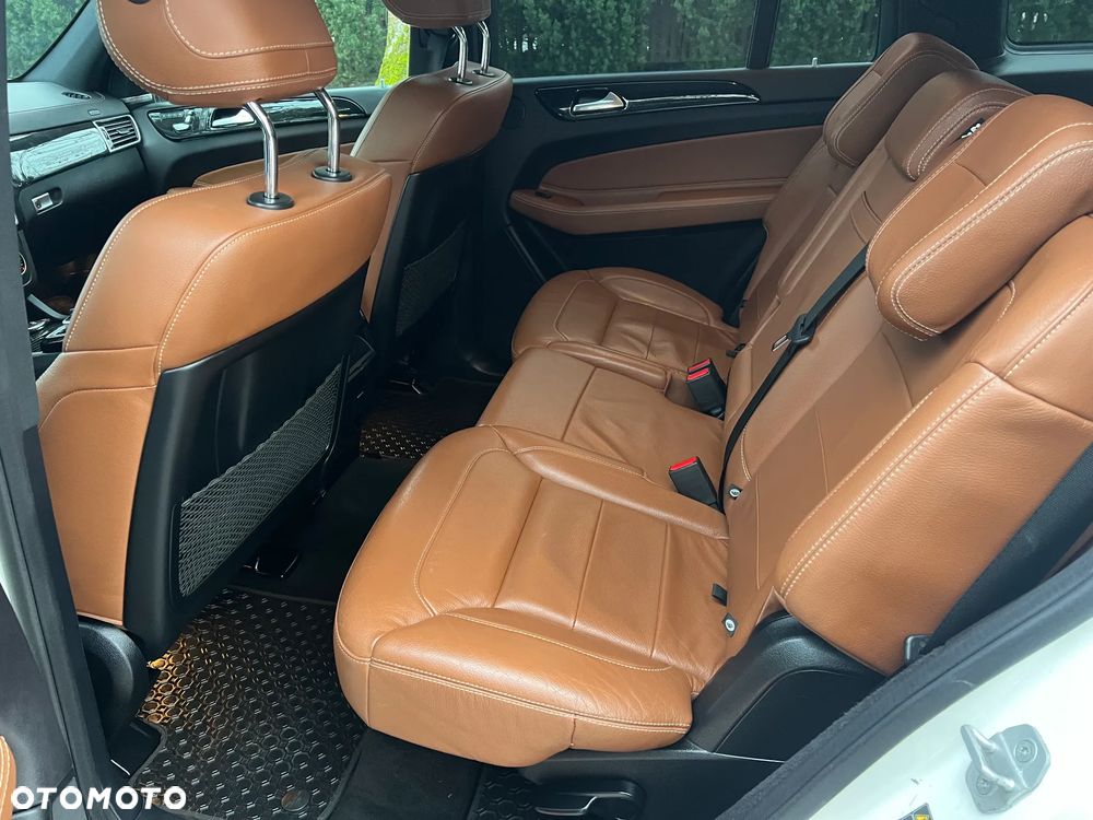 Mercedes-Benz GLS 400 4Matic 9G-TRONIC Exclusive - 10