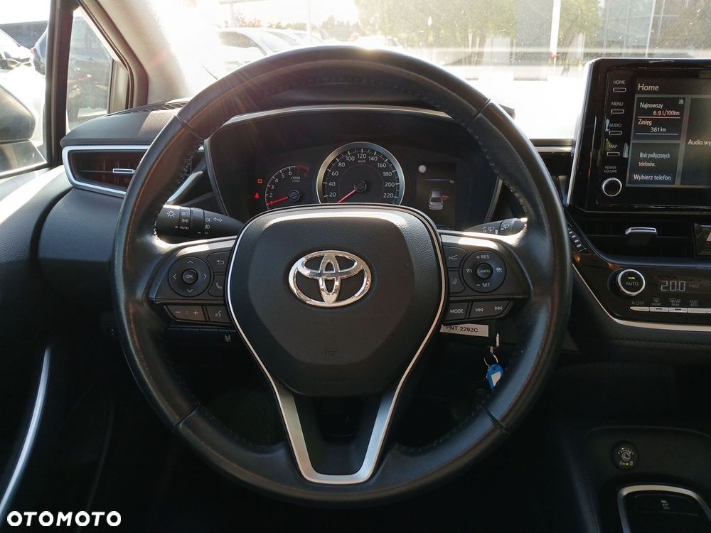 Toyota Corolla - 12