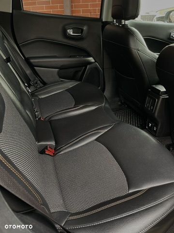Jeep Compass 1.4 TMair Limited 4WD S&S - 37