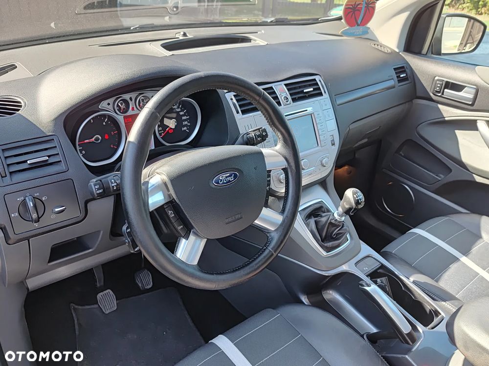 Ford Kuga 2.0 TDCi 4WD Titanium Plus - 14