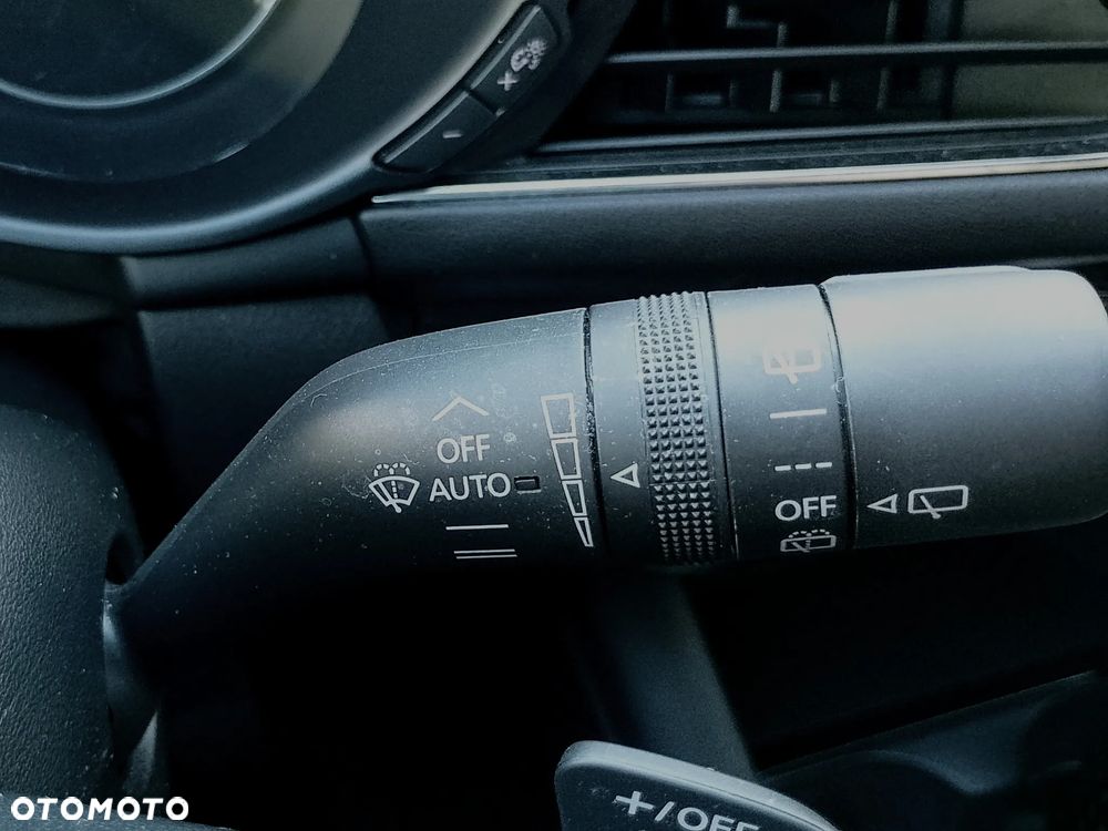 Mazda 3 2.0 mHEV Exclusive-Line - 16